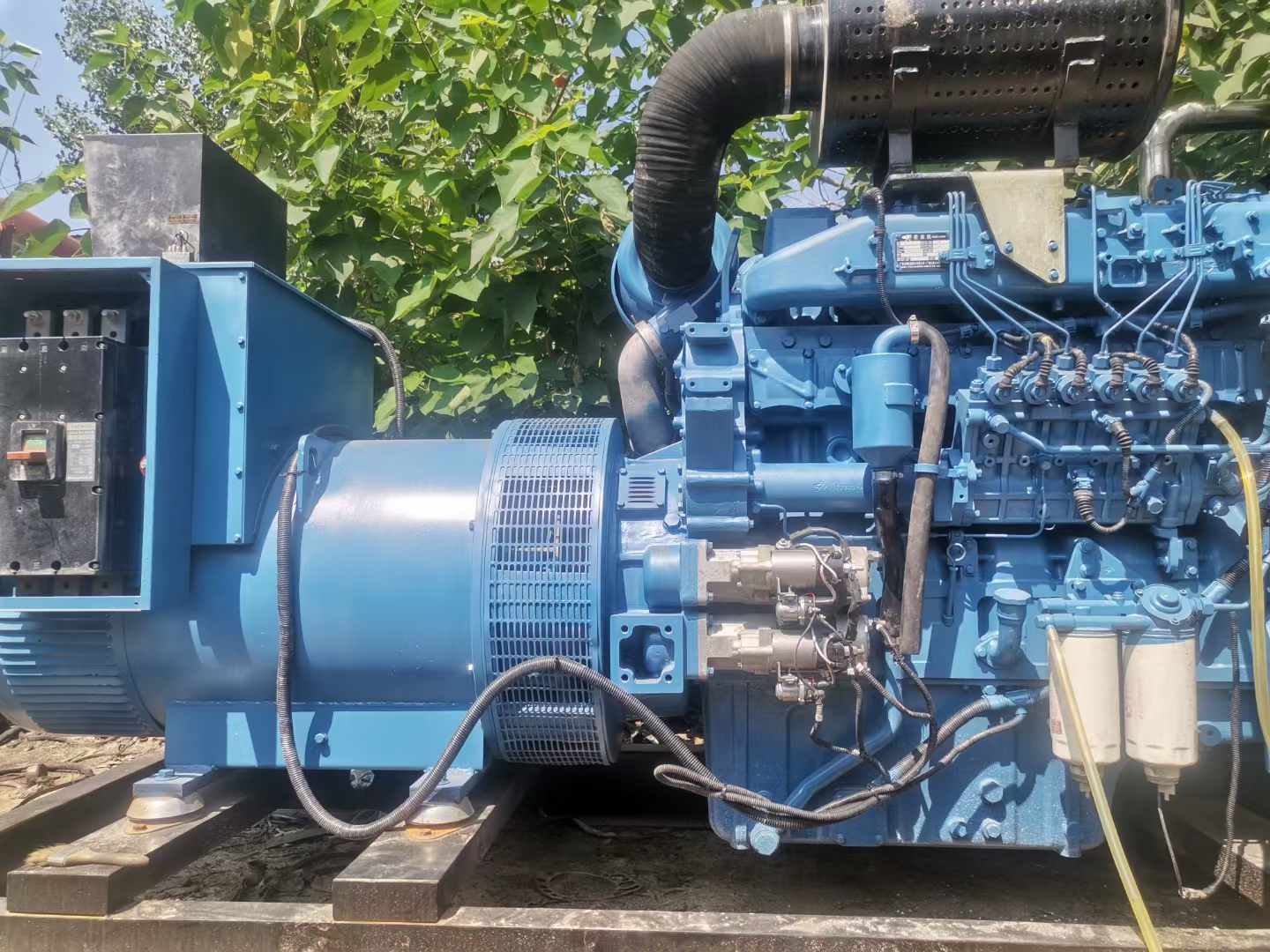 河池详细说明降低 800kW 柴油发电机输出电流波动的方法