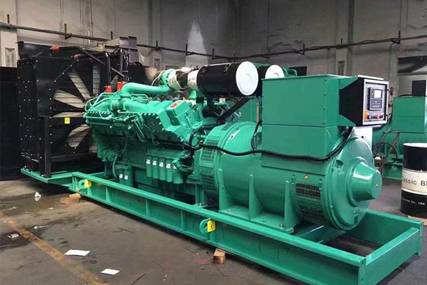 河池温度对电压测量结果的具体影响程度是多少？